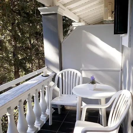 Sofia's Acharavi Corfu. Acharavi (Corfu)
